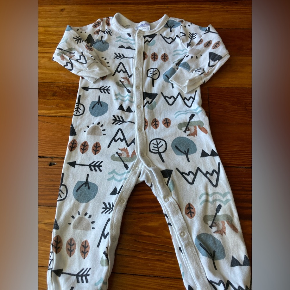 Snap closure camping and fox print pj